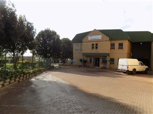 530 m² Industrial space in Meadowbrook