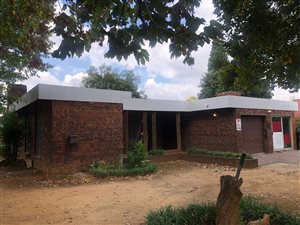 13 Bed House in Vanderbijlpark SE7