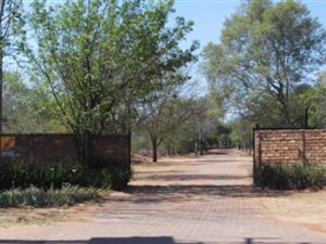 3 Bedroom House in Raslouw AH