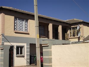 1 Bed Apartment in Ikageng