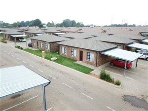 2 Bed House in Crystal Park