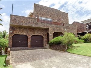 4 Bed House in Herolds Bay