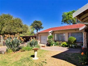 3 Bed House in Elma Park