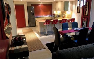 2 Bedroom Apartment in New Town Centre (Gateway)