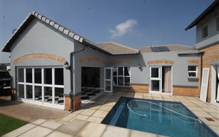 3 Bedroom House in Midstream Estate