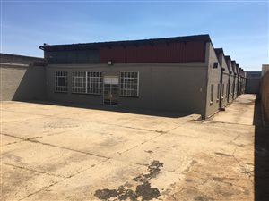 800 m² Industrial space in Pretoria West