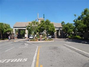 533 m² Land available in Greenstone Hill