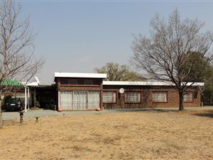 2 ha Farm in De Deur