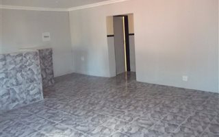 2 Bedroom Apartment in Jan Niemand Park
