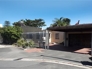 4 Bed House in La Rochelle