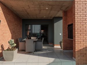 2 Bed Apartment in Six Fountains Estate