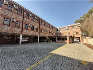 3144 m² Commercial space in Strydompark