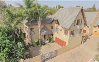 3 Bedroom House in Centurion Golf Estate