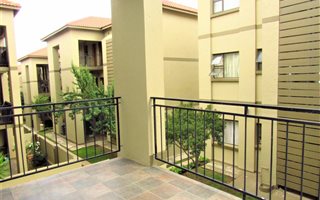 2 Bedroom Apartment in Pineslopes