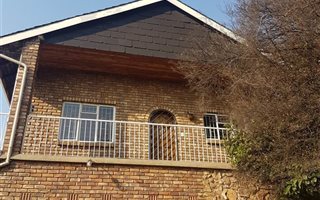 2 Bedroom Garden Cottage in Bedfordview
