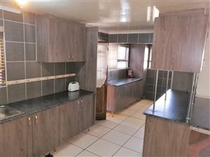 3 Bed House in Forest Village
