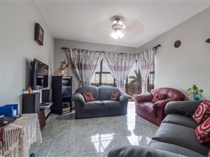 3 Bed Apartment in Havenside