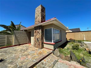 3 Bed House in Penlyn Estate