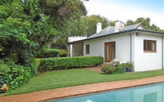 1 Bedroom Garden Cottage in Parktown