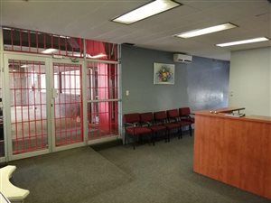 160 m² Commercial space in Mayville