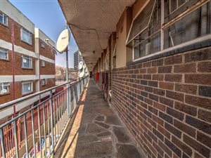 2 Bed Apartment in Kempton Park Central
