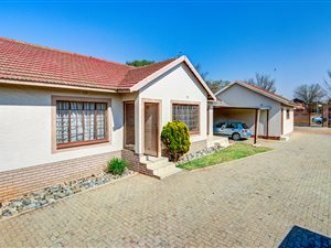 3 Bed House in Birch Acres