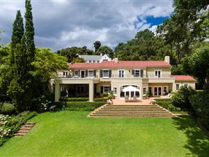 5 Bedroom House in Bishopscourt