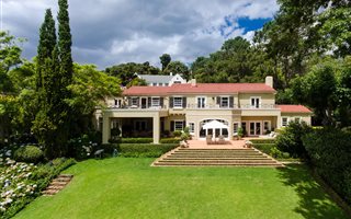 5 Bedroom House in Bishopscourt
