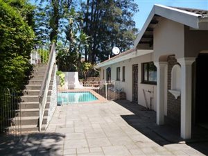 5 Bed House in Escombe