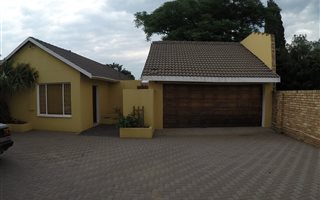 3 Bedroom House in Sharonlea