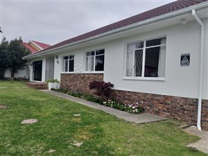 3 Bed House in Amalinda