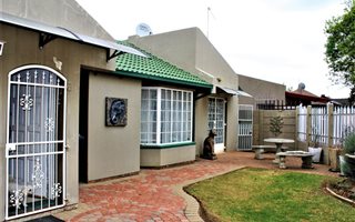 3 Bedroom House in Huntingdon