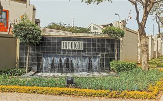 3 Bedroom Apartment in Bryanston