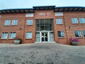 120 m² Commercial space in Monument Park