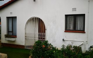 3 Bedroom House in Red Hill