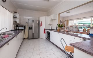 6 Bedroom House in Parkmore