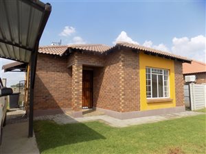 2 Bedroom Townhouse in Waterval East