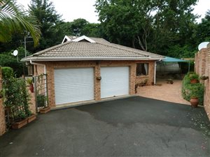 3 Bedroom House in Manors