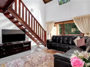 2 Bed Apartment in Sunninghill