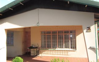 3 Bedroom House in Vanderbijlpark CW