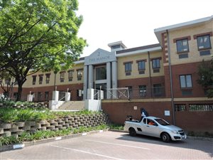 416 m² Commercial space in Paulshof