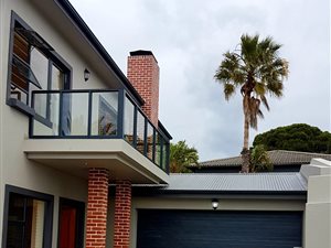 3 Bed Duet in Linkside