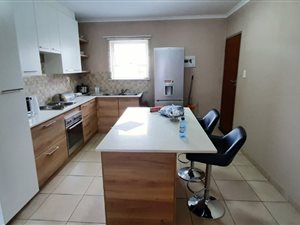 2 Bed Apartment in Montana Park