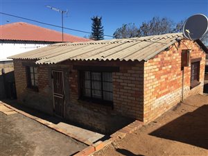 2 Bed House in Dube
