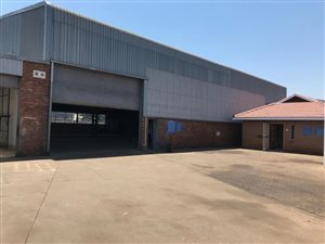 1350 m² Industrial space in Rosslyn