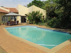 4 Bed House in Brackenhurst