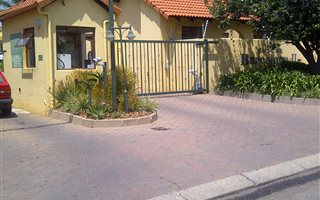 2 Bedroom Apartment in Sundowner