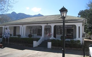 242 m² Commercial space in Swellendam