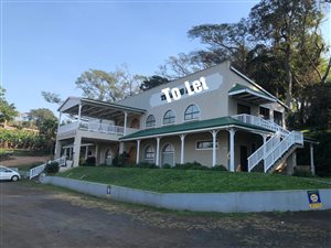 700 m² Commercial space in Southbroom