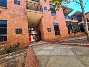 89 m² Office Space in Die Hoewes